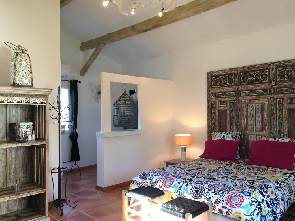 Terre De Boheme Hotell Vestric-et-Candiac Exteriör bild